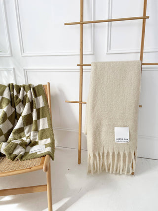 Arctic Fox & Co. - North America - The Reykjavik Throw - 100% Recycled - Pebble Beige
