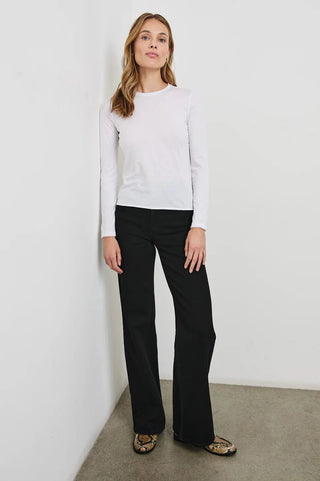LONG SLEEVE CREW NECK T-SHIRT