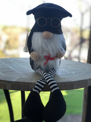 Graduation Gnomes - Student Gift - Sitting gnomes - Taryn x Philip Boutique